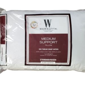 Brand New Wamsutta Medium Support 1 Pillow - White. Standard/Queen.